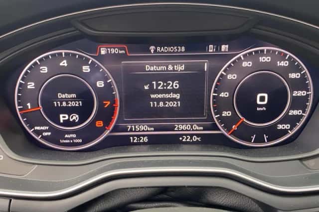 Audi A4 (2016) thumbnail 6