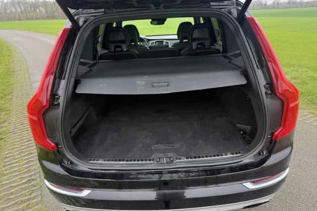 Volvo XC90 (2015) thumbnail 6