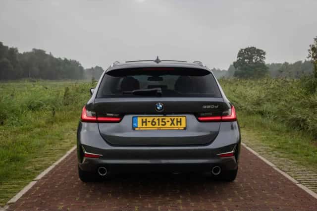 BMW 3-Serie (2020) thumbnail 3