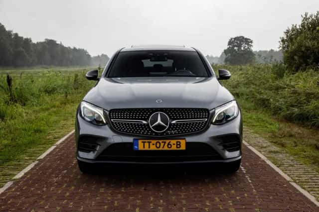 Mercedes-Benz GLC-Klasse Coupé (2017) thumbnail 2