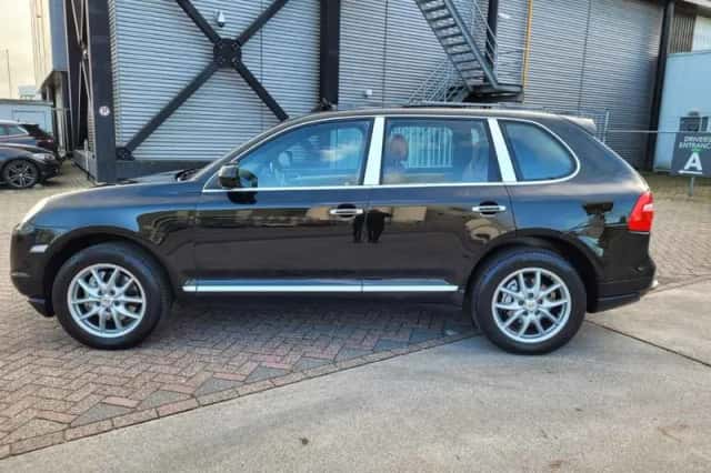 Porsche Cayenne (2007) thumbnail 2