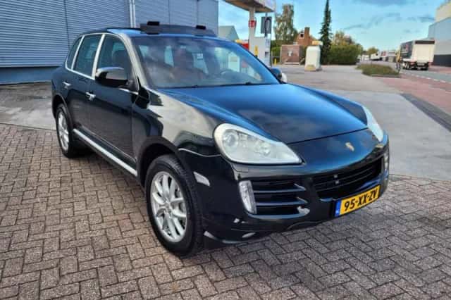 Porsche Cayenne (2007) thumbnail 6