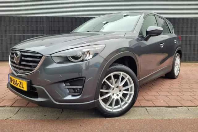 Mazda CX-5 (2017) thumbnail 1