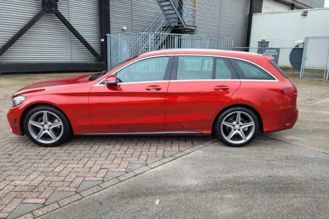 Mercedes-Benz C-Klasse (2018) thumbnail 2