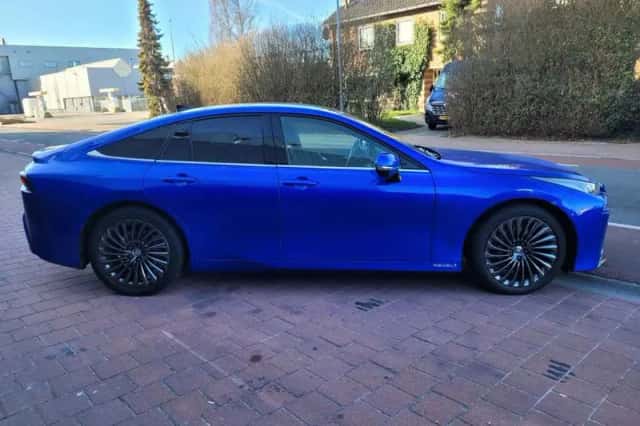 Toyota Mirai (2021) thumbnail 6
