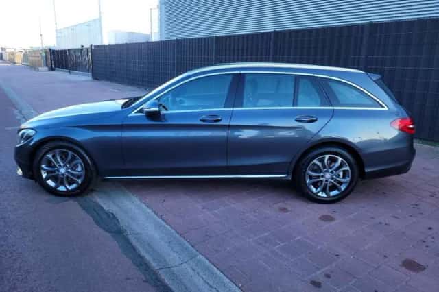 Mercedes-Benz C-Klasse (2015) thumbnail 2