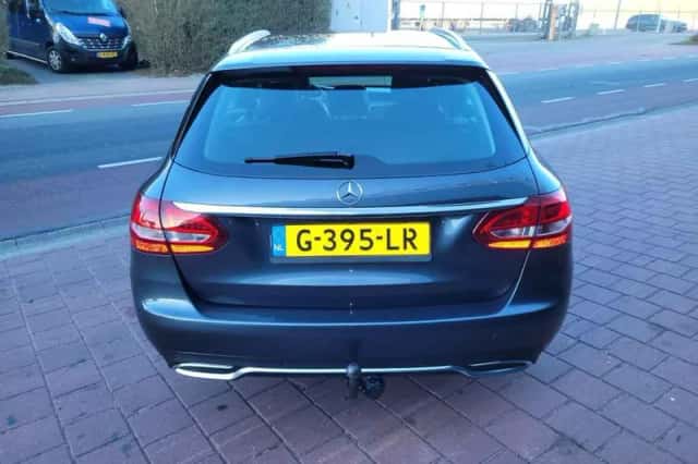 Mercedes-Benz C-Klasse (2015) thumbnail 4