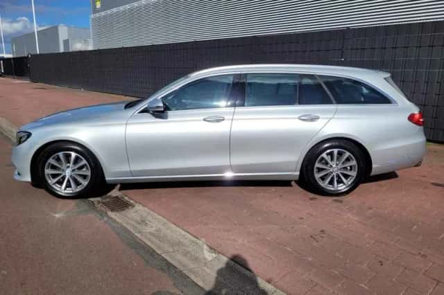 Mercedes-Benz E-Klasse (2016) thumbnail 2