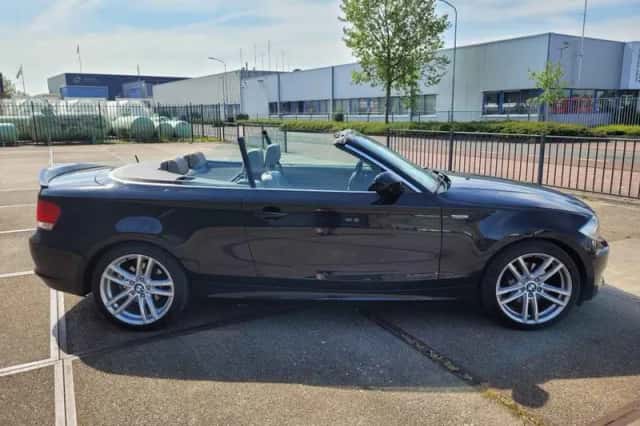 BMW 1-Serie (2010) thumbnail 6