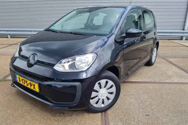 Volkswagen Up! (2024) thumbnail 1
