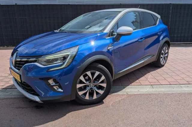 Renault Captur (2020) thumbnail 1