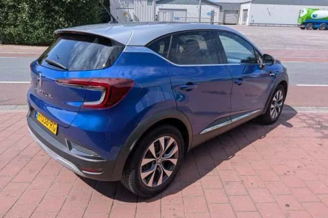 Renault Captur (2020) thumbnail 5