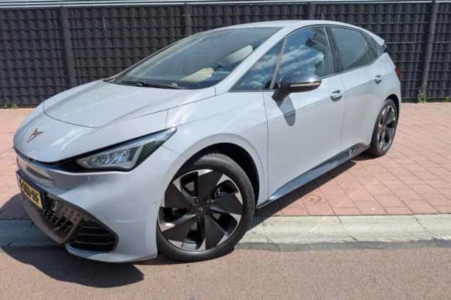 CUPRA Born (2022) thumbnail 1