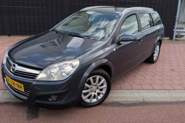Opel Astra (2007) thumbnail 1