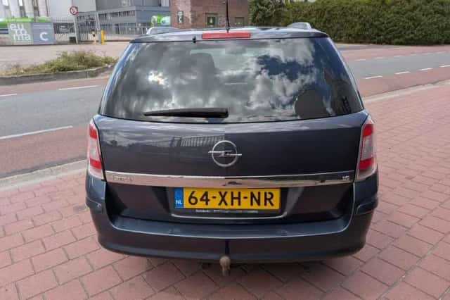 Opel Astra (2007) thumbnail 4