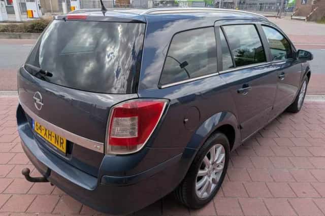 Opel Astra (2007) thumbnail 5