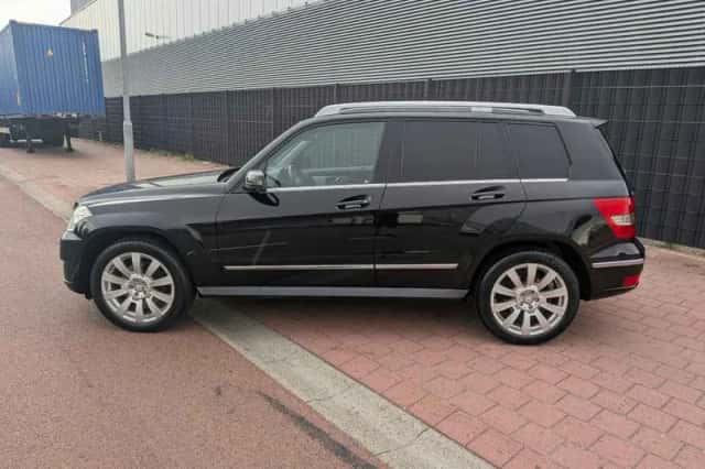 Mercedes-Benz GLK-Klasse (2009) thumbnail 2