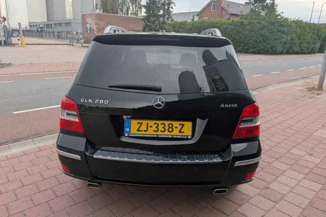 Mercedes-Benz GLK-Klasse (2009) thumbnail 4