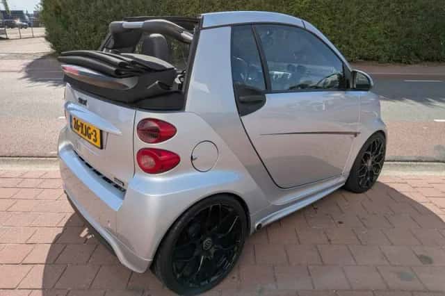 Smart Fortwo (2012) thumbnail 5