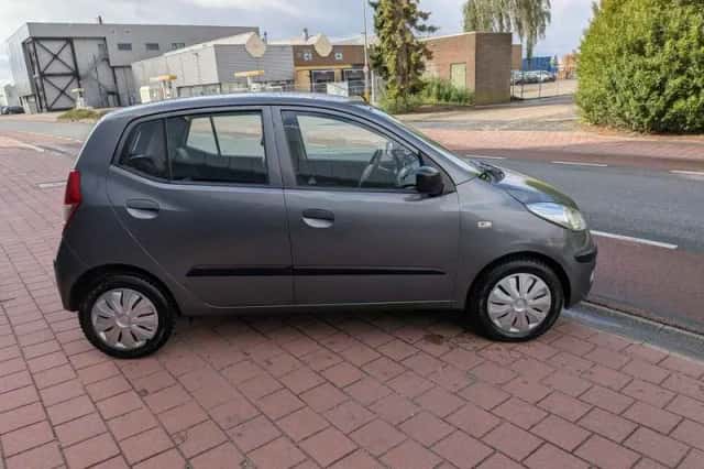 Hyundai i10 (2010) thumbnail 6