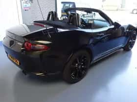 Mazda MX-5 (2016) thumbnail 3