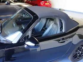 Mazda MX-5 (2016) thumbnail 7