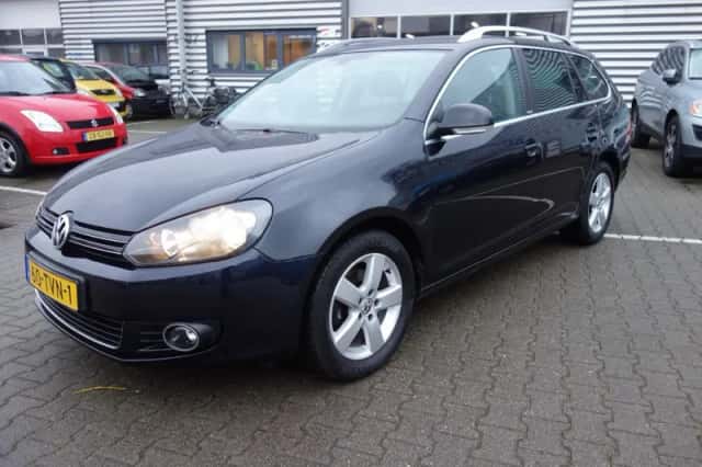 Volkswagen Golf (2012) thumbnail 1