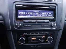 Volkswagen Golf (2012) thumbnail 2