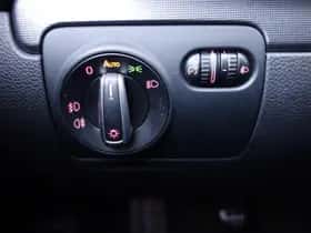 Volkswagen Golf (2012) thumbnail 19