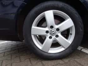 Volkswagen Golf (2012) thumbnail 3