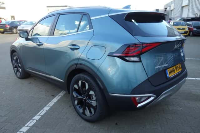 Kia Sportage (2022) thumbnail 4