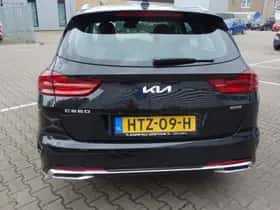 Kia Ceed (2024) thumbnail 5