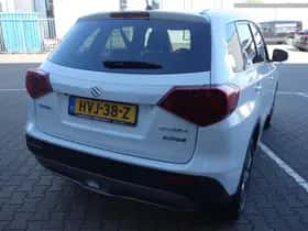 Suzuki Vitara (2023) thumbnail 6