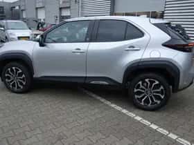 Toyota Yaris Cross (2023) thumbnail 4