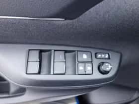 Toyota Yaris Cross (2023) thumbnail 35