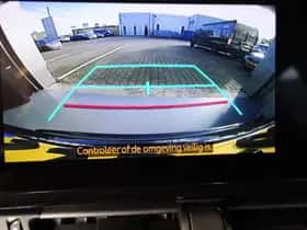 Toyota C-HR (2023) thumbnail 27