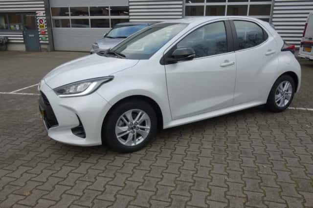 Mazda 2 (2022) thumbnail 1