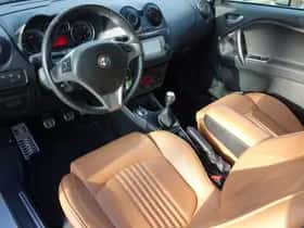 Alfa Romeo Mito (2015) thumbnail 11