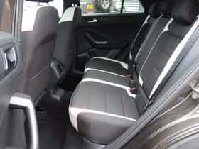 Volkswagen T-Roc thumbnail 11