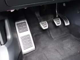 Volkswagen T-Roc thumbnail 13
