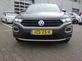 Volkswagen T-Roc (2018) thumbnail 8