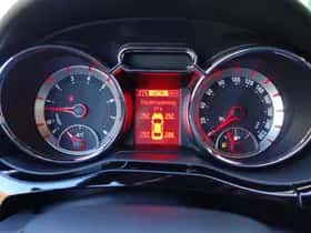 Opel Adam (2017) thumbnail 15