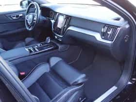 Volvo V60 (2019) thumbnail 11