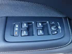 Volvo V60 (2019) thumbnail 33