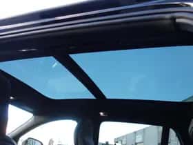Volvo V60 (2019) thumbnail 35