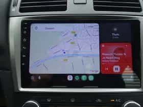 Toyota Avensis (2009) thumbnail 2