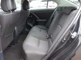 Toyota Avensis (2009) thumbnail 11