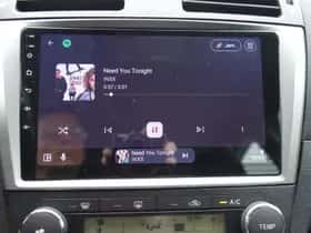 Toyota Avensis (2009) thumbnail 16