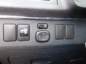 Toyota Avensis (2009) thumbnail 22