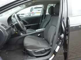 Toyota Avensis (2009) thumbnail 8